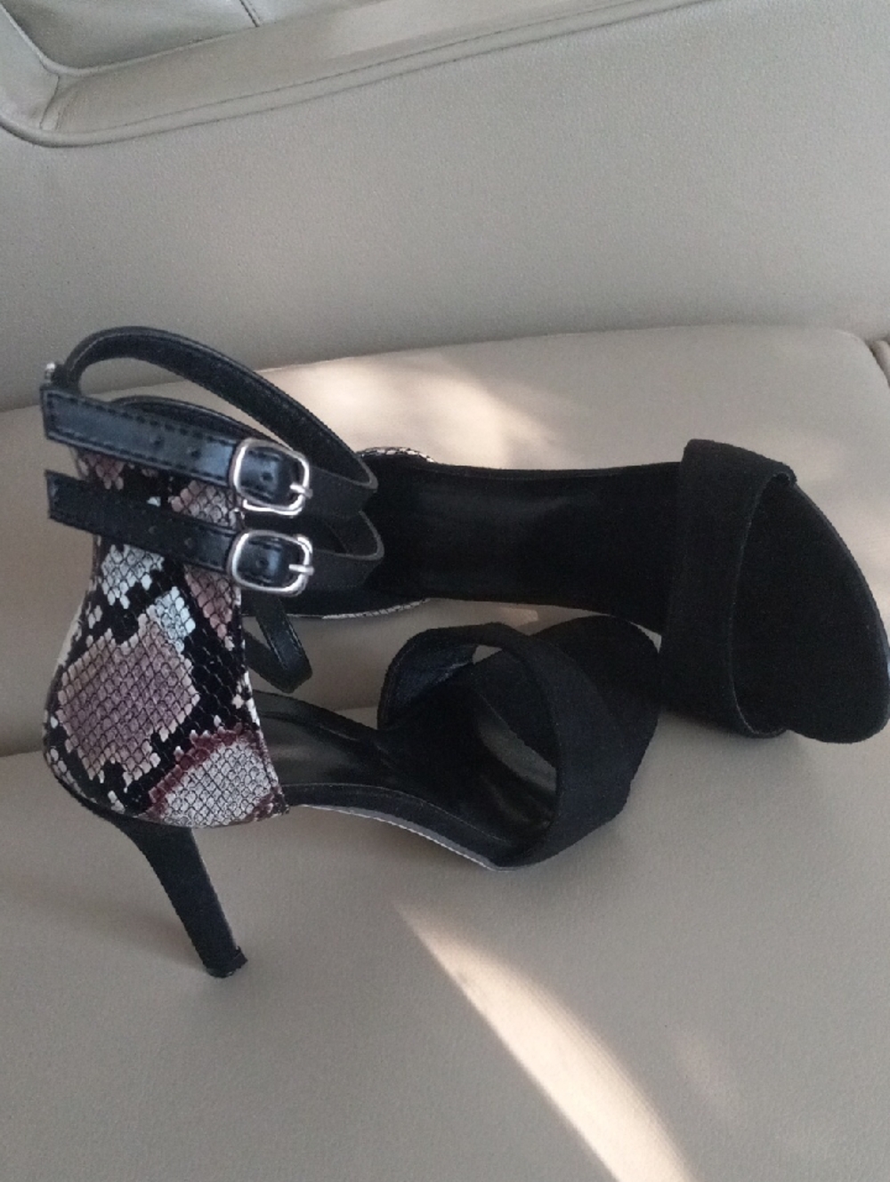Black Suede & Snake-Print Ankle Strap Heels Size EU/ 40 Elegant & Sexy Heels - Picture 3 of 14
